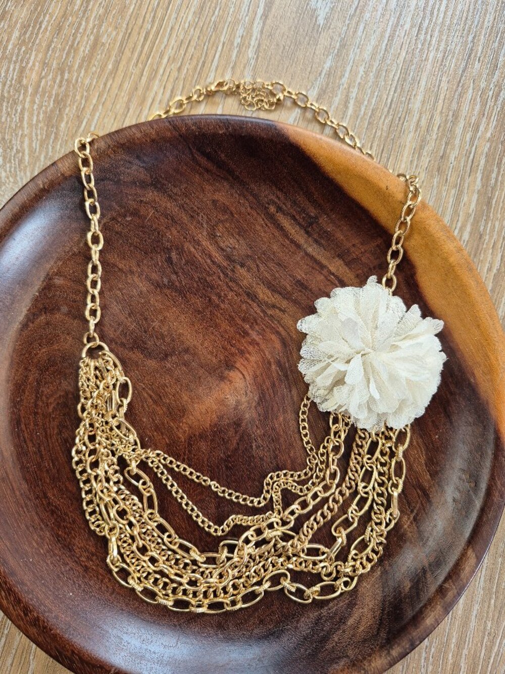 5/$25 Gold tone necklace Floral Layer Chain Accessories